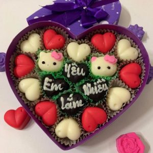 (Quà tặng)hộp socola valentine tim 18 viên