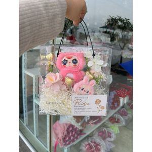 Túi mika kèm gấu hoa như ảnh ( tặng đèn nháy )