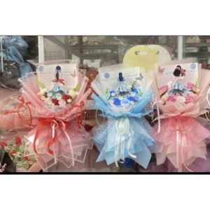 bó hoa sáp + cô gái có sẵn mika bỏ tièn