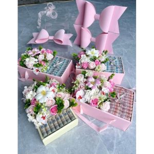 quà tặng 8/3-20/10 hộp nơ đã có sẵn hoa+ khay ống tiề.n+ đèn