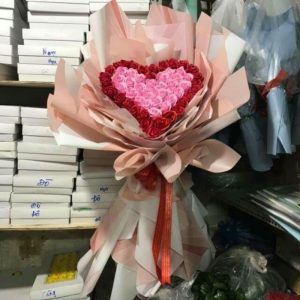 quà tặng hoa sáp bó trái tim to